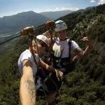 Descendez la tyrolienne dans la vallée de Soča.